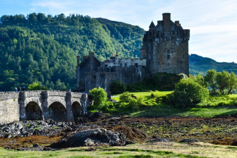MacBackpackers Tour Eilean Donan Castle