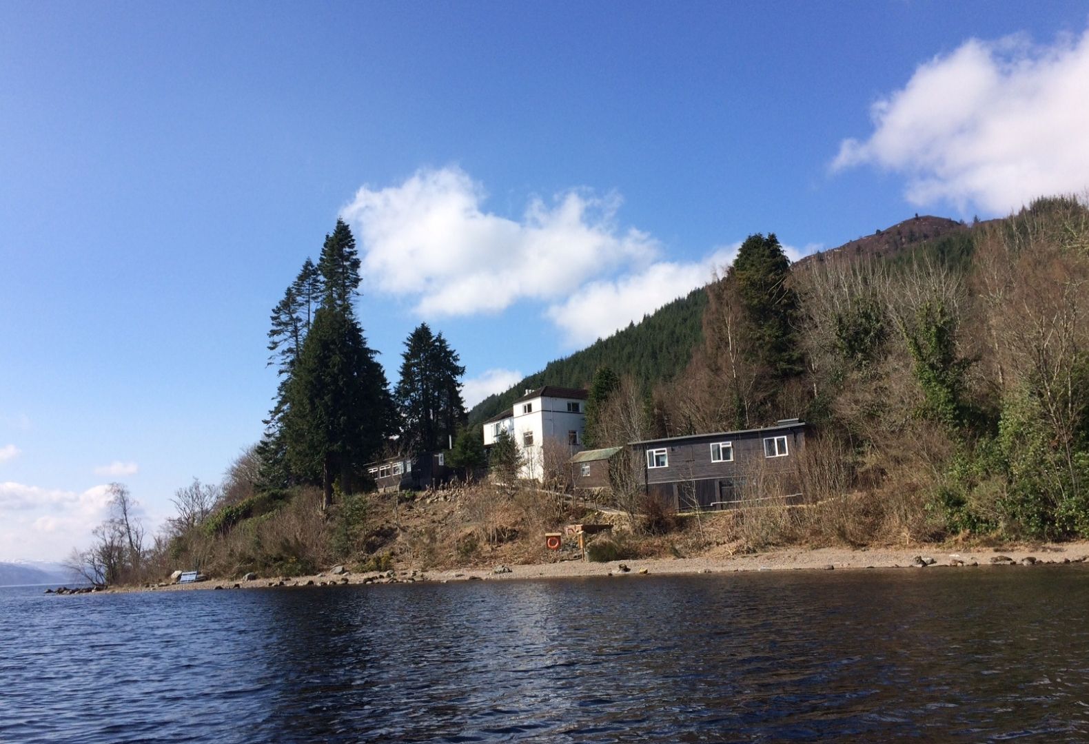 Lochside Hostel from Loch Ness square