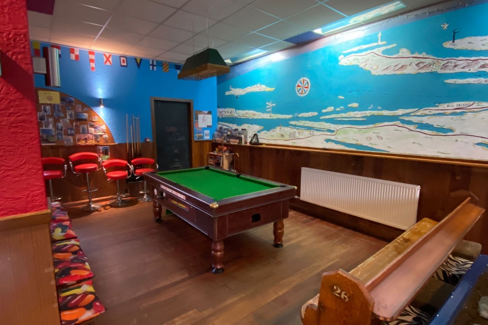 Oban Backpackers - Pool Table