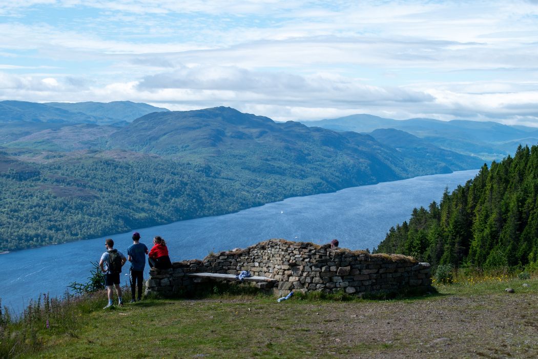 Lochside Hostel - Loch Ness- Hike