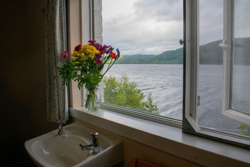 Lochside Hostel - Loch Ness- Room