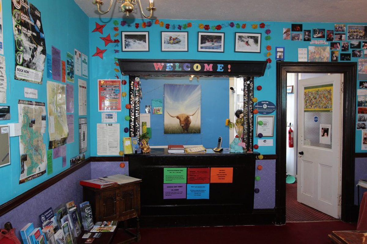 Pitlochry Backpackers Hotel Lounge reception